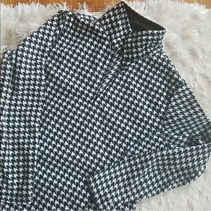 Houndstooth pullover